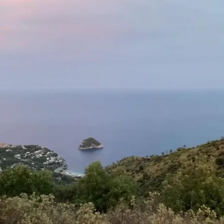 Ca' Sandra Apartment Vado Ligure